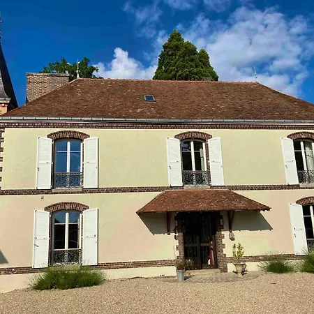 Maison De 4 Avec Piscine Partagee Jacuzzi Et Terrasse A Payns